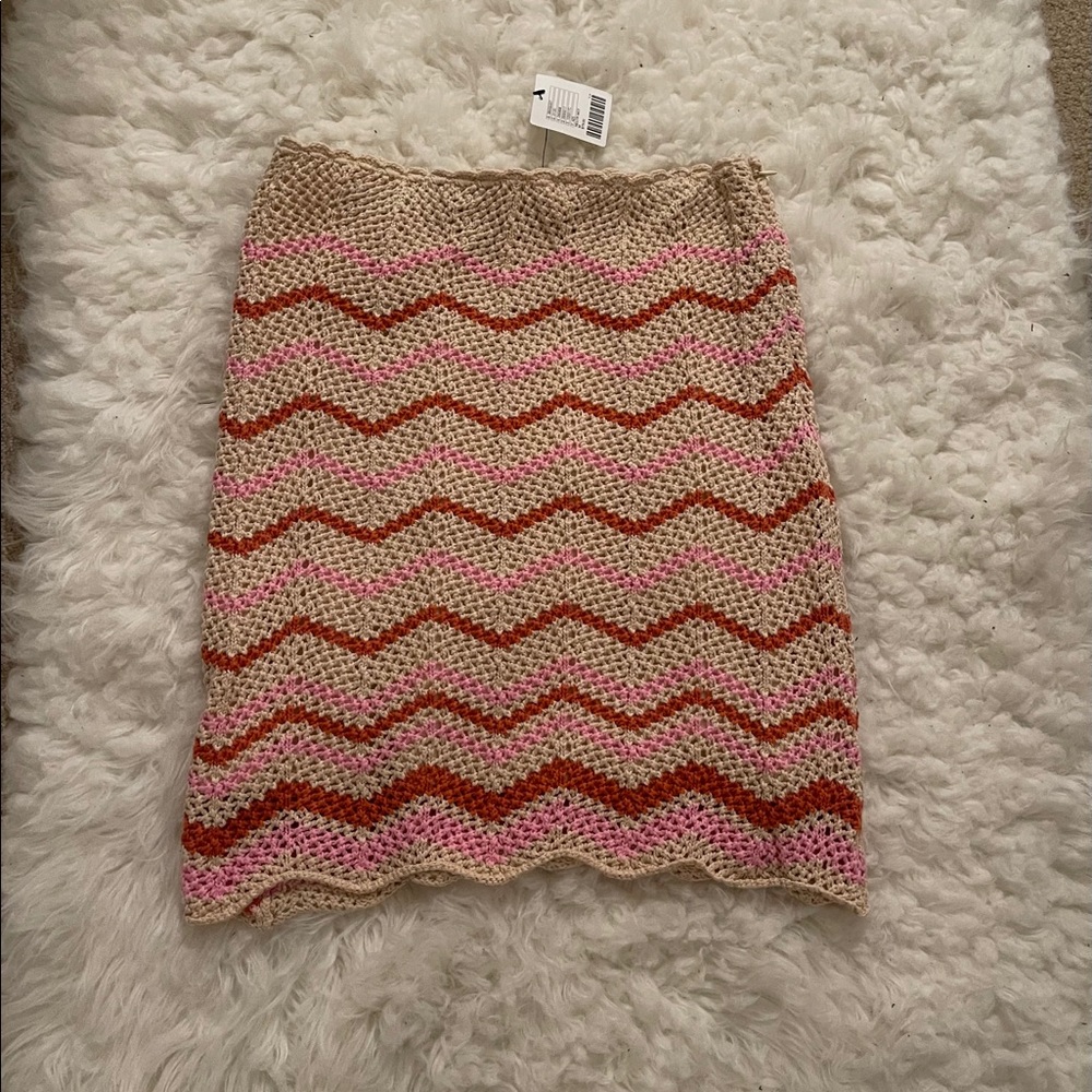 NWT Urban Outfitters Pink and White Crochet Skirt